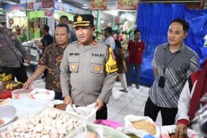 Disperindag Bersama Satgas Pangan Polres Madiun Kota Pantau Stok dan Harga Bahan Pokok Pangan