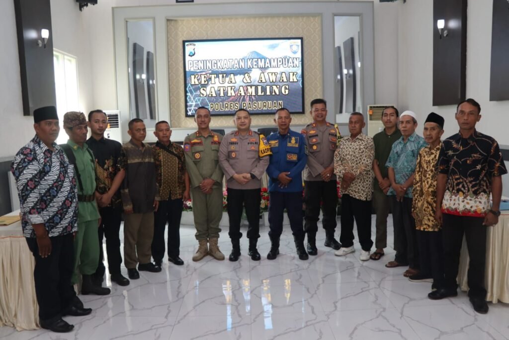 Kapolres Pasuruan Berikan Pembinaan Kemampuan Kepada Kasat Kamling Demi Tingkatkan Kamtibmas