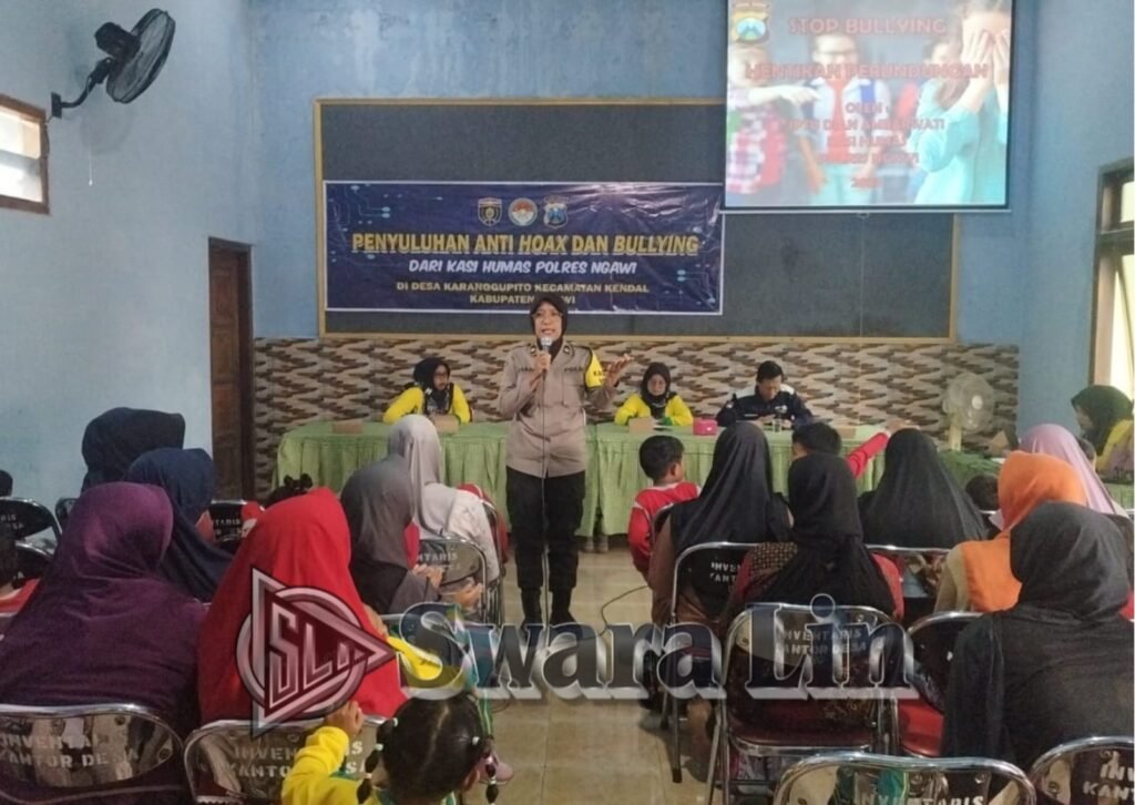 Polisi Ngawi Berikan Binluh, Cegah Hoax dan Bullying