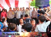 As-SDM Kapolri dan Rombongan Hibur Anak-anak Korban Banjir Demak di Posko Trauma Healing