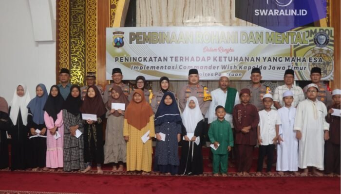 Ramadhan Berkah, Kapolres Pasuruan Bagikan 725 Paket Beras Zakat Fitrah ke Anak Yatim dan Du’afa