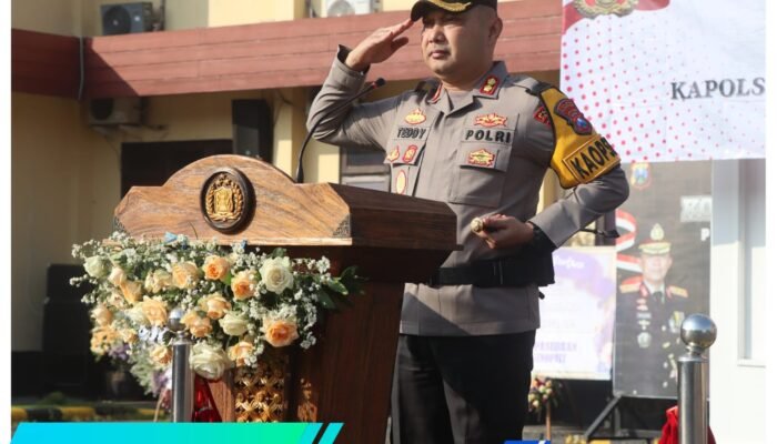 Kapolres Pasuruan Pimpin Upacara Sertijab Pejabat Utama Dan Kapolsek Jajaran Polres Pasuruan