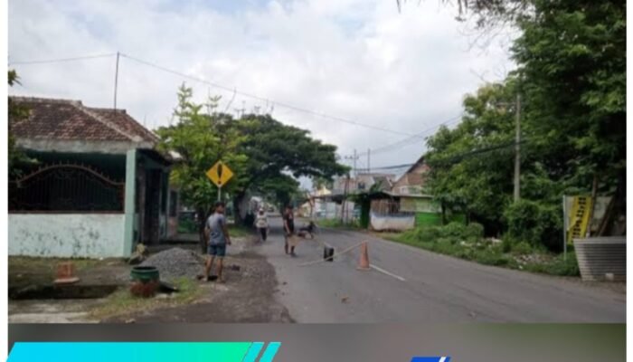 Pemkab Pasuruan Realisasikan 11 Miliyar Rupiah Untuk Perbaiki Ruas Jalan Penunjang Ekonomi Masyarakat