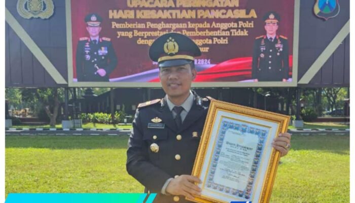 IPTU Choirul Mustofa Mendapat Apresiasi Kapolda Jatim Terkait Kasus Beras Bulog Menjadi Premium 