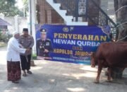 Kapolres Pasuruan Silaturahmi dan Salurkan Hewan Qurban ke Ponpes dan Tokoh Agama