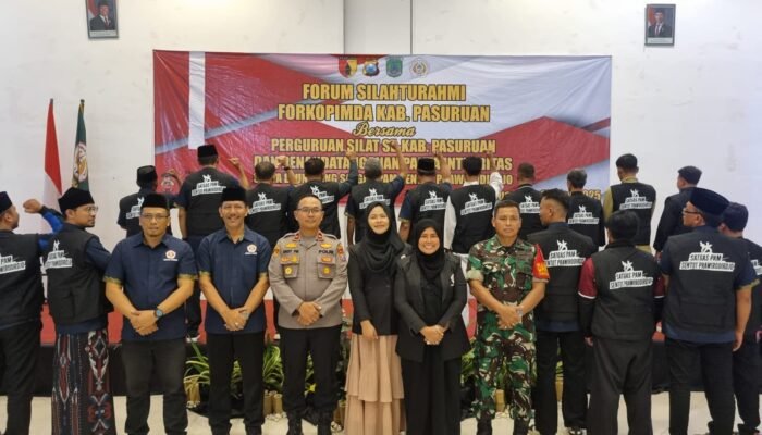 Wakapolres Pasuruan  Hadiri Pelantikan IPSI dan Deklarasi Satgas Sentot Prawirodirdjo :  Harapan kedepan, jangan ada anggota perguruan yang terlibat tindakan melawan hukum atau mudah terprovokasi oleh pihak luar