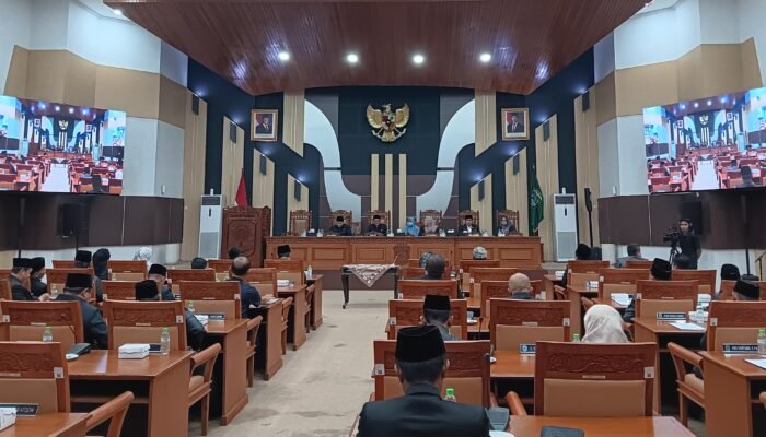 DPRD Kabupaten Pasuruan Sahkan Perubahan APBD 2025 dalam Sidang Paripurna