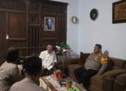 Kapolres Pasuruan Sowan KH. Soleh, Minta Doa Jaga Kamtibmas Kondusif