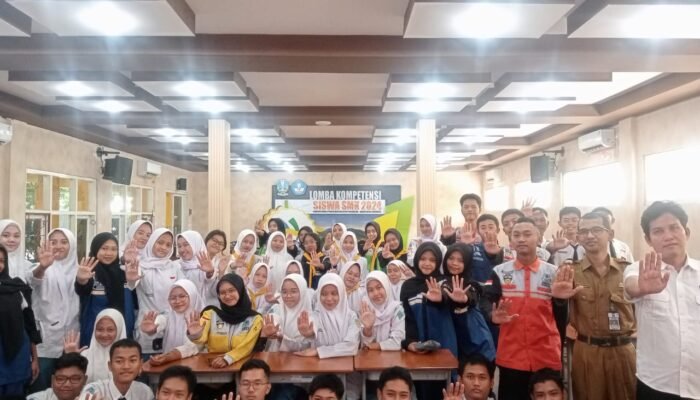 Narkoba Sasar Remaja, Satresnarkoba Polres Pasuruan Turun ke SMKN 1 Bangil   “Galakkan Sosialisasi bahaya Narkoba”