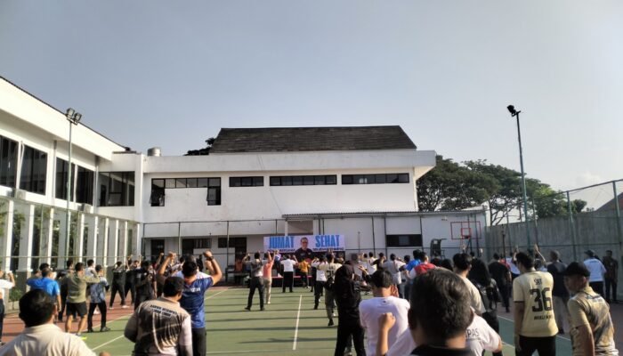 Jumat Sehat, Kepala UPT Pemasyarakatan dan Imigrasi Se-Jatim Ikuti Senam Bersama Sekjen Kemenimipas