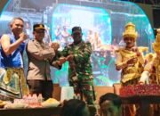 Kapolsek Purwosari Ucapkan Selamat HUT ke-80 TNI di Panggung Seni ethnic karnaval   Tejowangi “Sinergi TNI–Polri Menggema Lewat Pentas Budaya Rakyat”