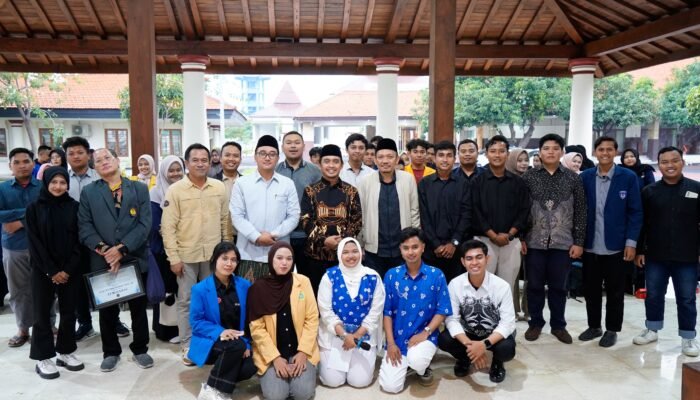 Aliansi BEMPAS Raya Bedah 1 Tahun Pemerintahan Prabowo–Gibran: “Benang Putus” antara Kebijakan Nasional dan Realitas Lokal