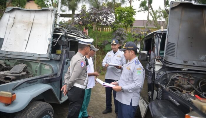 Jelang Libur Nataru, Polisi Temukan Lima Jeep Wisata Bromo Tak Layak Jalan dalam Rampcheck di Tosari