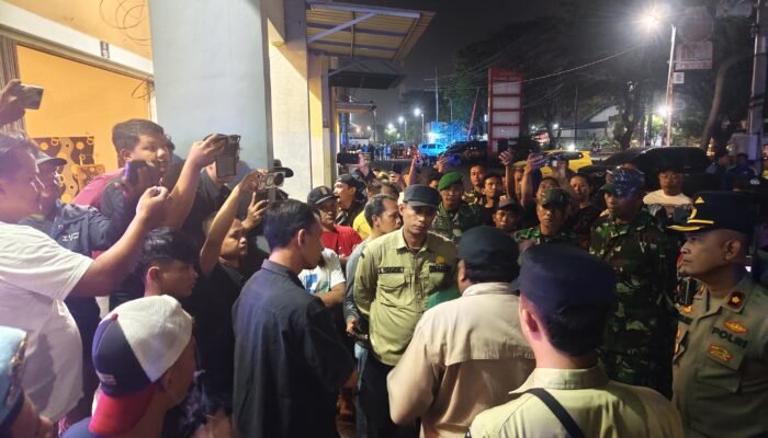 Penutupan Paksa Warkop Karaoke Meiko Square Dibantah Pelaku Usaha “Dinilai Sepihak dan Tanpa Dasar Hukum”