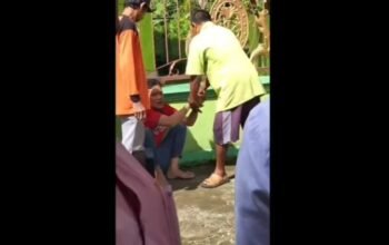 Berkostum Badut, Pria di Pasuruan Gagal Curi Motor dan Jadi Sasaran Amuk Warga