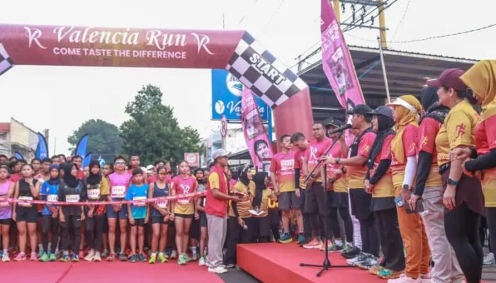 Ratusan Warga Semarakkan Valencia Run sebagai Pembuka Hari Jadi ke-340 Kota Pasuruan
