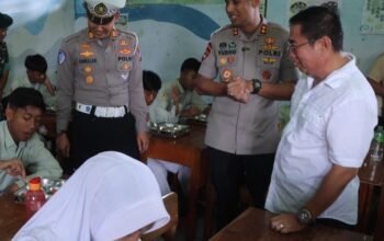 Polres Pasuruan Kota Salurkan Makanan Bergizi untuk 1.635 Pelajar di 11 Sekolah